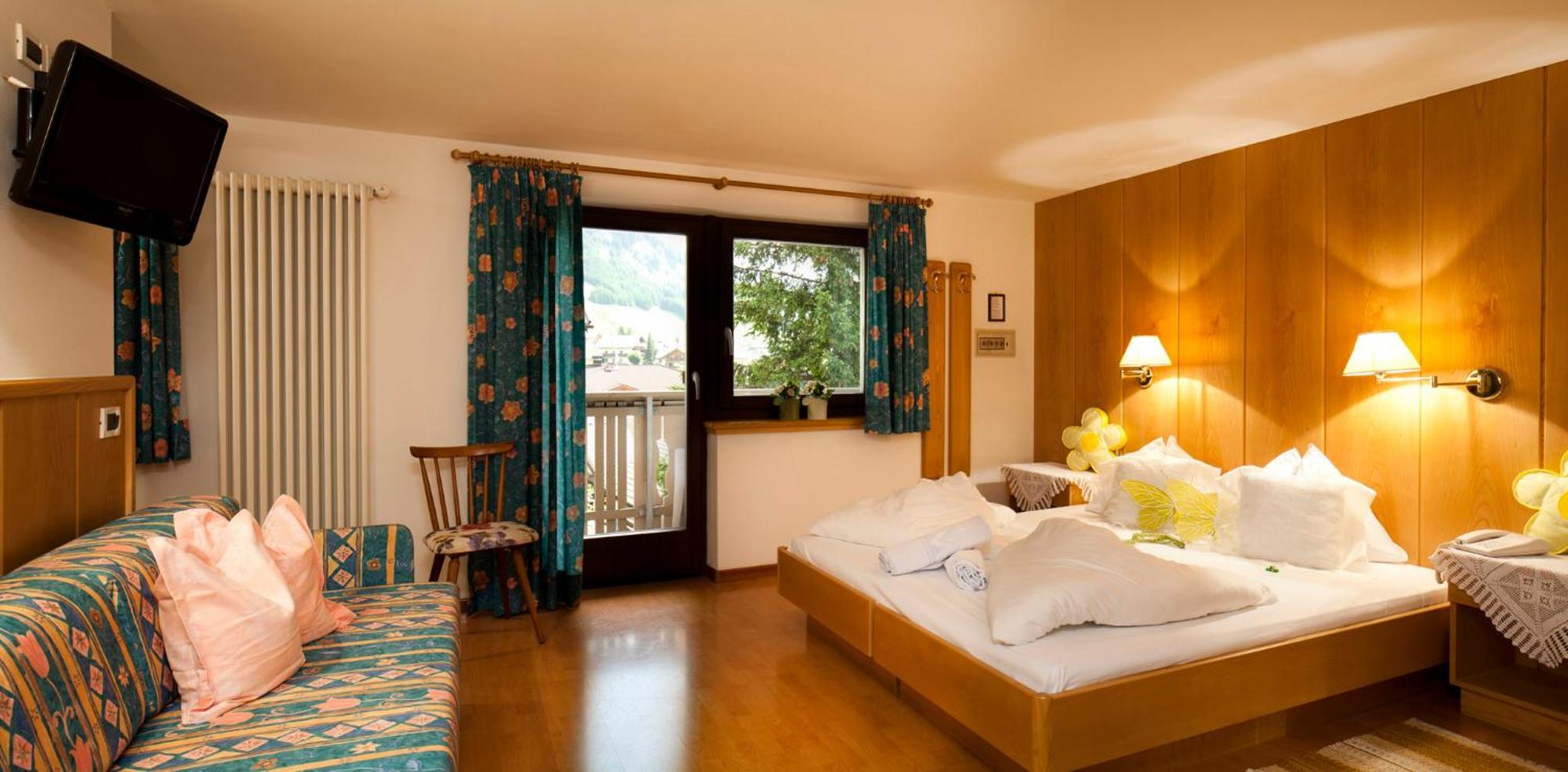 Mountain Hotel Mezdi コルフォスコ エクステリア 写真