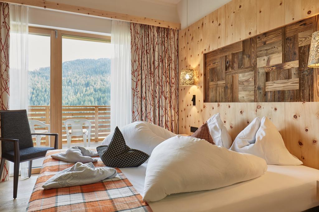 Mountain Hotel Mezdi コルフォスコ エクステリア 写真