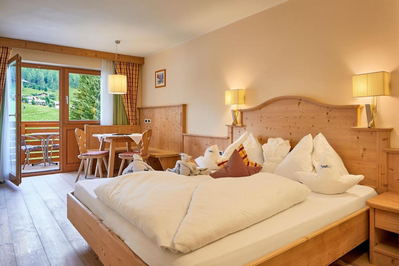 Mountain Hotel Mezdi コルフォスコ エクステリア 写真